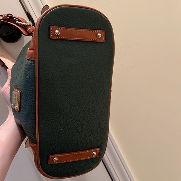 GUC—Dooney & Bourke Purse - Picture 5 of 15